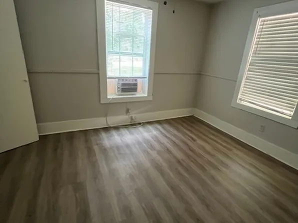 610 W Brazos St APT 4, Victoria, TX 77901