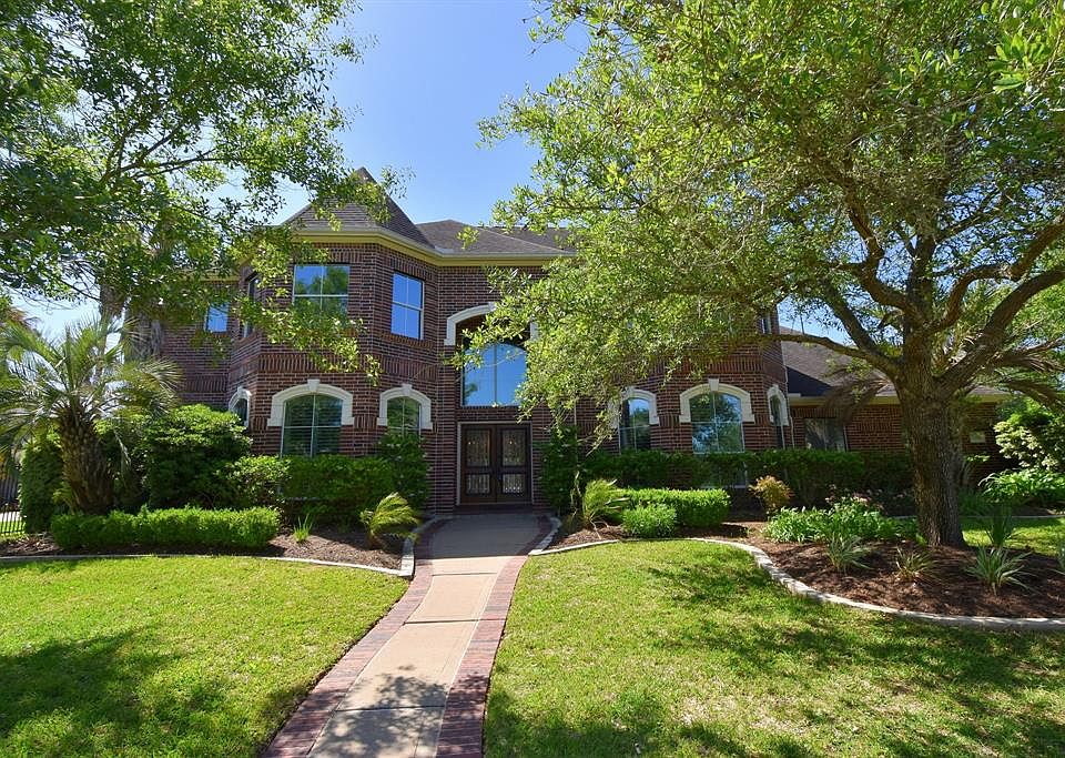 1st image of 2607 Heatherbend Dr