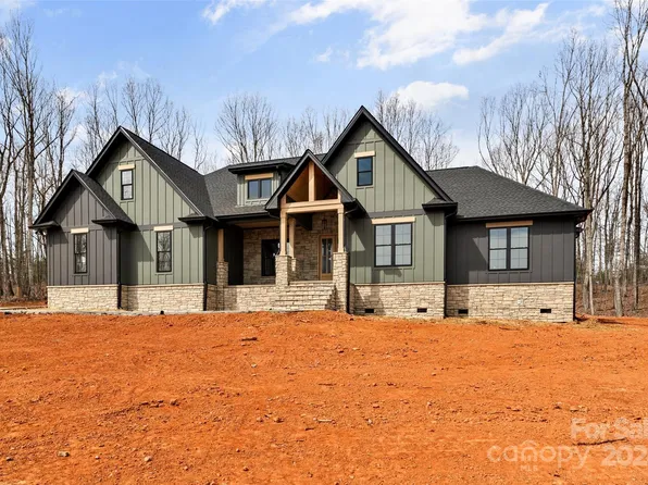 9 Brancer Ln, Lincolnton, NC 28092