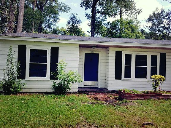 3rd image of 3005 S Willowood Ln