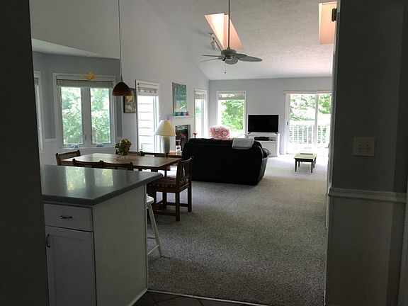 4th image of 9725 S Harbour Pointe Dr #50