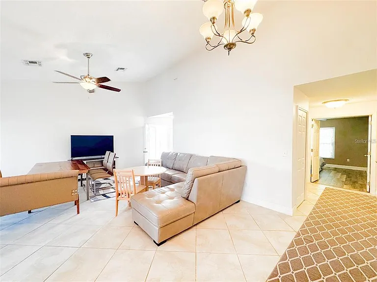 2474 Saint Augustine Blvd — Photo 7