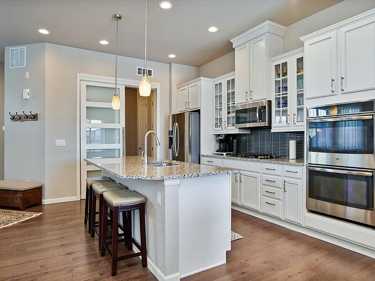 3631 New Haven Cir — Photo 9