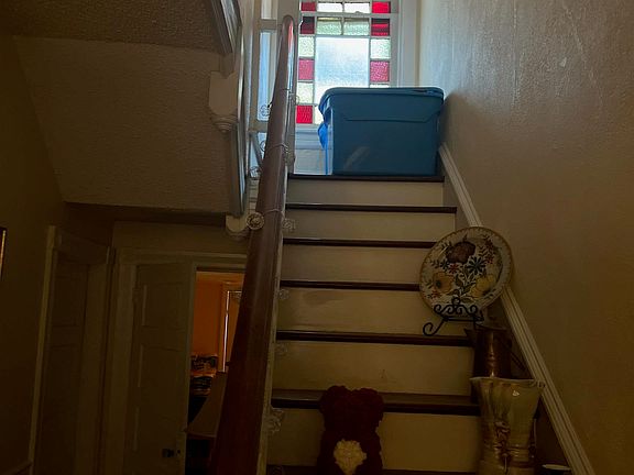 5th image of 315 1st St