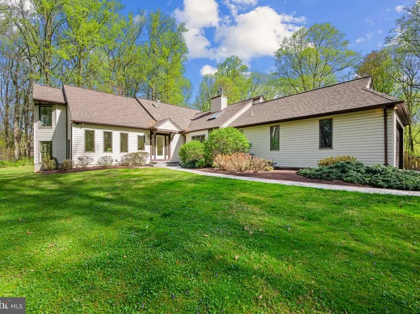 5816 Oakland Rd, Sykesville, MD 21784