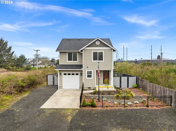 910 Queen St, Seaside, OR 97138