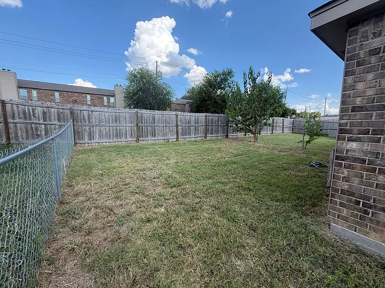403 Olaf Dr #A — Photo 15