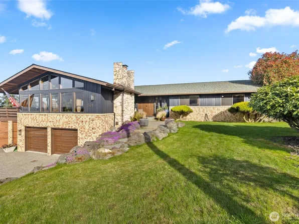 521 S Liberty, Port Angeles, WA 98362