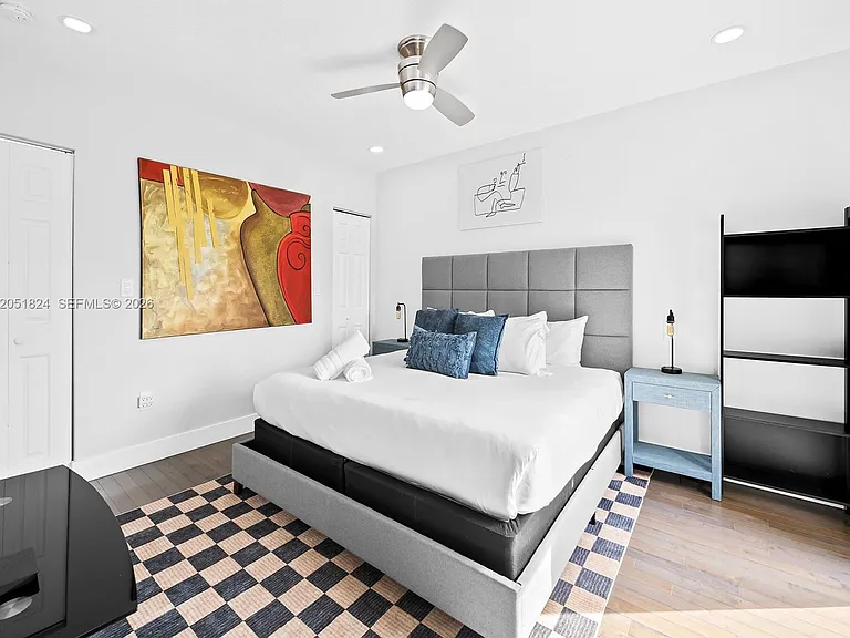2301 E Las Olas Blvd — Photo 22