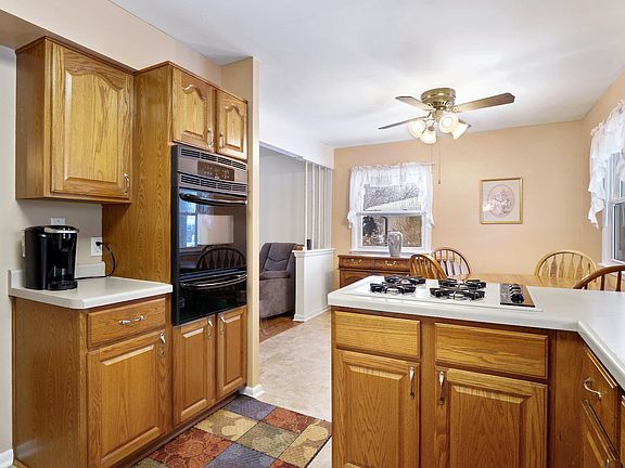 4th image of 5315 W Rose St