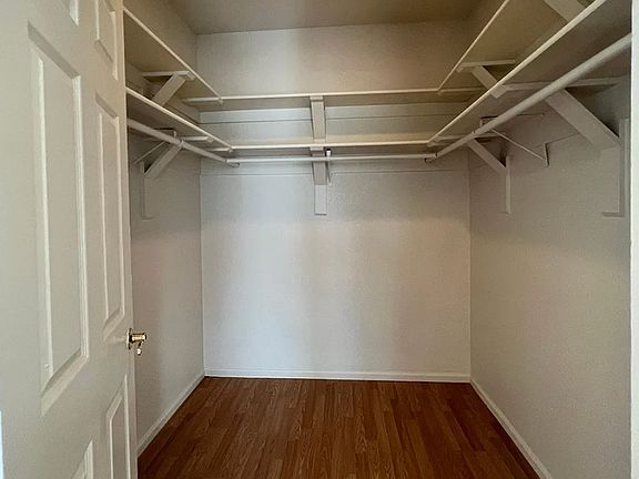5th image of 4567 Morrison Rd APT 14