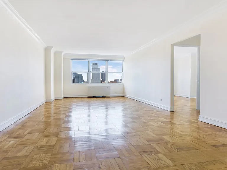 888 8th Ave #7K — Photo 3