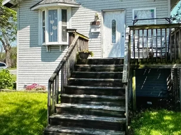 1122 W 144th St, East Chicago, IN 46312