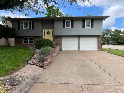 301 E Parkway Ave, Salina, KS, 67401
