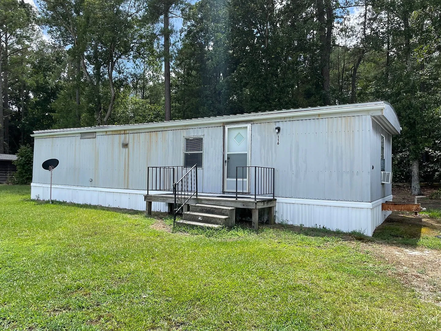2 Bdrm 1 Ba Singlewide Mobile Home, Window Ac/ Electric Furnance — Photo 2