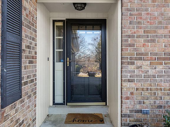 4th image of 3904 Sundart Dr
