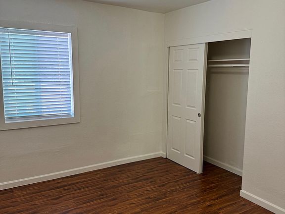 4th image of 25 S 8th St #4