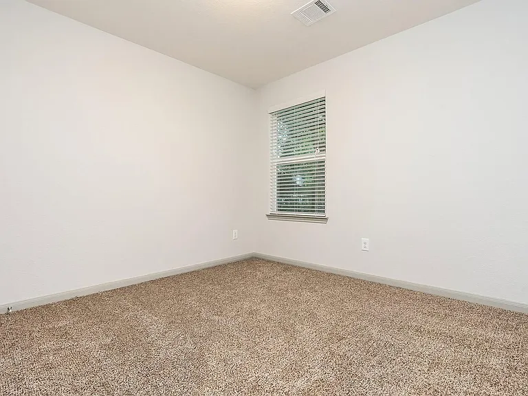 918 Shady Ln #A — Photo 10