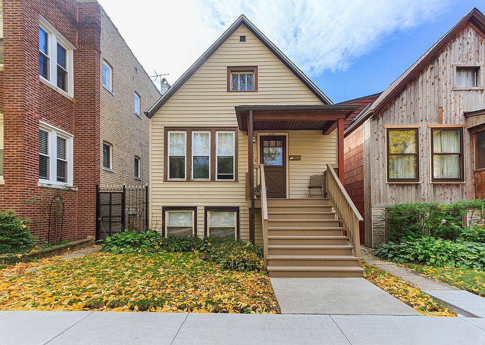 1st image of 3233 W Berteau Ave