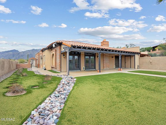 2nd image of 4460 N Camino De Carrillo