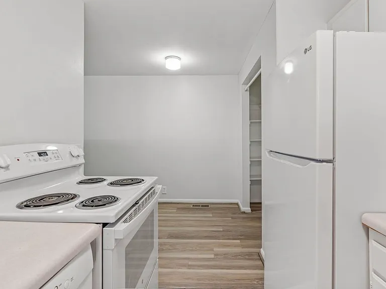 255 K St — Photo 7