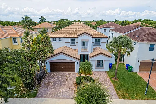 15699 SW 54th Ct Photo 1