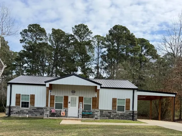 1802 Myrtlewood Dr, Marshall, TX 75672