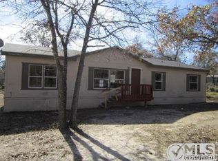 1414 Red Gate Dr, San Antonio, TX 78264