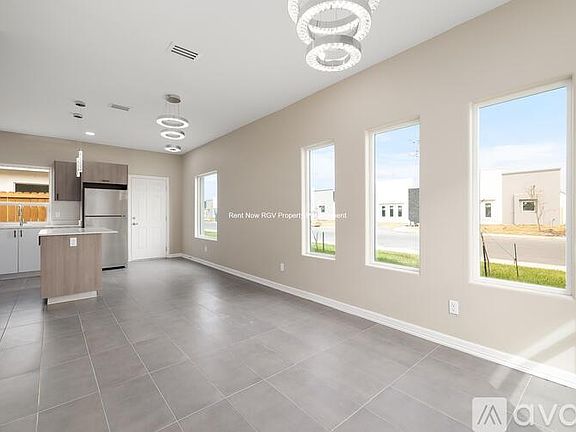 5th image of 3601 Frio Ave #3-1-2