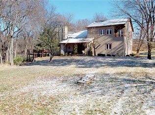 17801 S Rolling Hills Rd, Belton, MO 64012