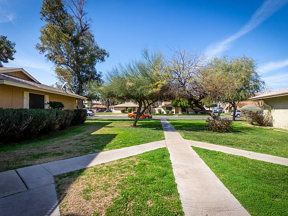 3rd image of 8107 N 33rd Ave #2