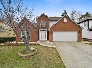 675 Manor Glen Dr, Suwanee, GA 30024