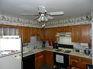 13 Begonia Ct, Sayreville, NJ