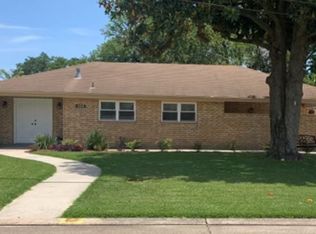 103 Tinsley Dr, Belle Chasse, LA 70037
