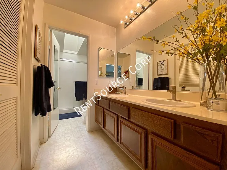 26102 Alejandro Dr — Photo 9