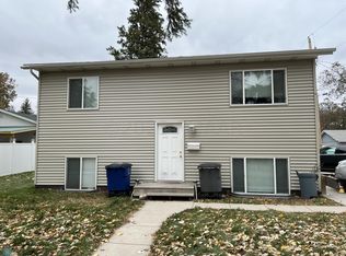 212 10th Ave S, Moorhead, MN 56560