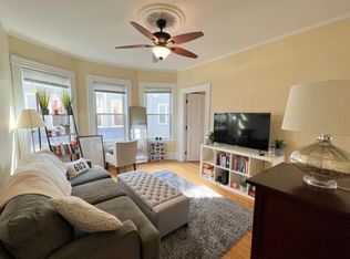 170 Elm St #3, Cambridge, MA 02141