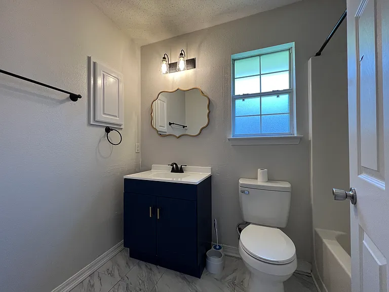 154 Cypress Ln — Photo 9