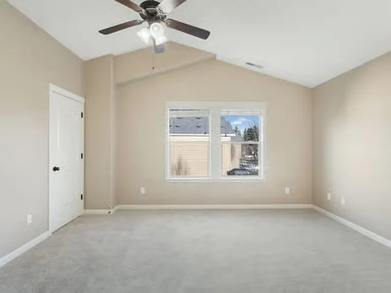 2610 NE 131st Ct — Photo 13
