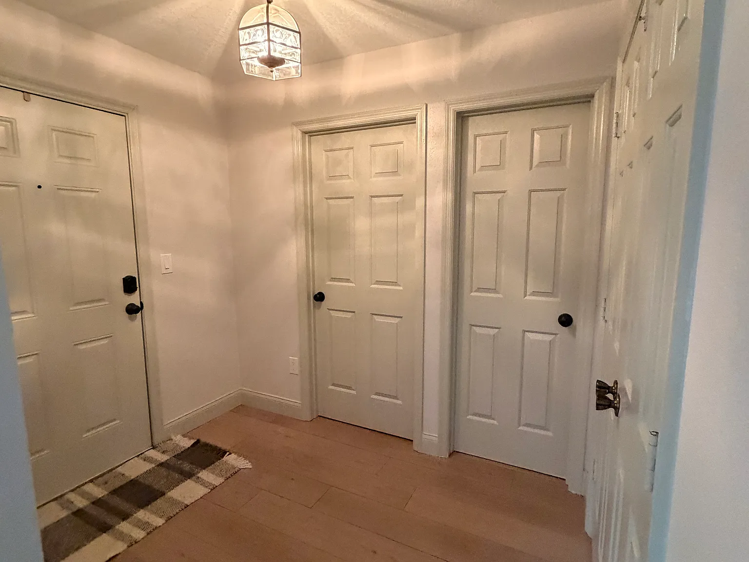 2 bed, 2.5 bath, 1365 sqft, $2,095 — Photo 3