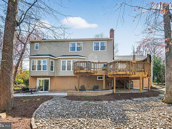 3rd image of 6178 Otter Run Ct