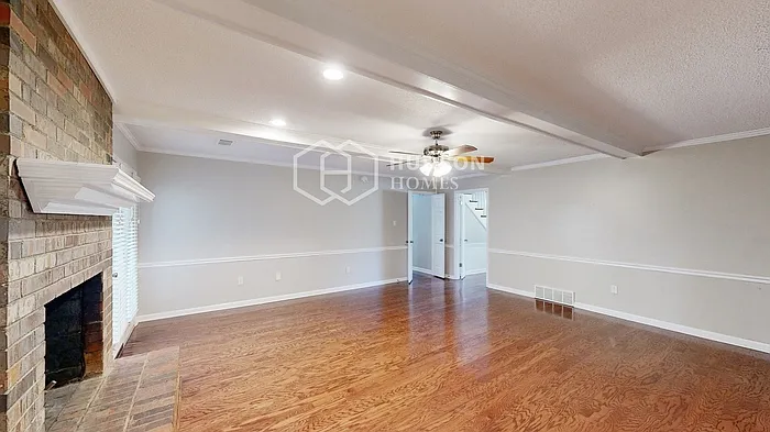 2089 Norcross Dr — Photo 9