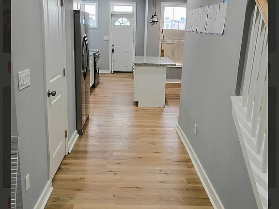 4th image of 2525 E Biddle St