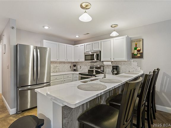4th image of 786 Pershing Dr Unit 3B