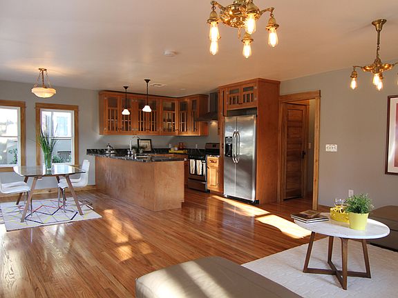 4th image of 6125 Crestwood Way