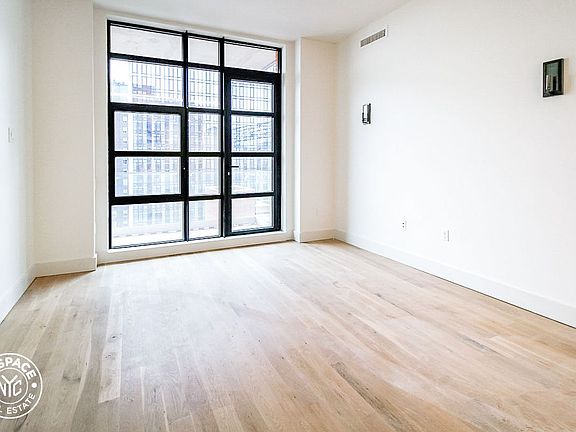 4th image of 41-21 28th St #13F