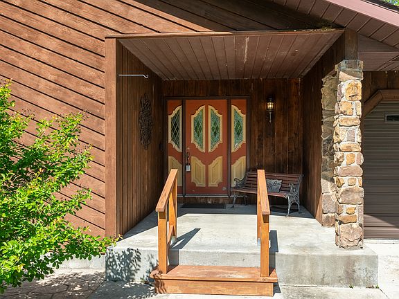 4th image of 3085 Kaolin Rd