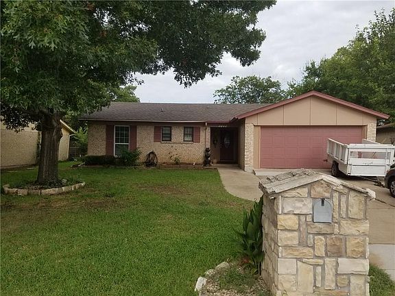 2nd image of 5609 Galway Ln