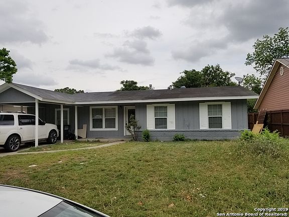 2nd image of 119 Middlebury Dr