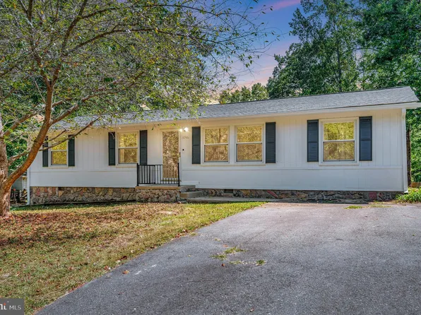 10916 Deer Dr, Fredericksburg, VA 22407